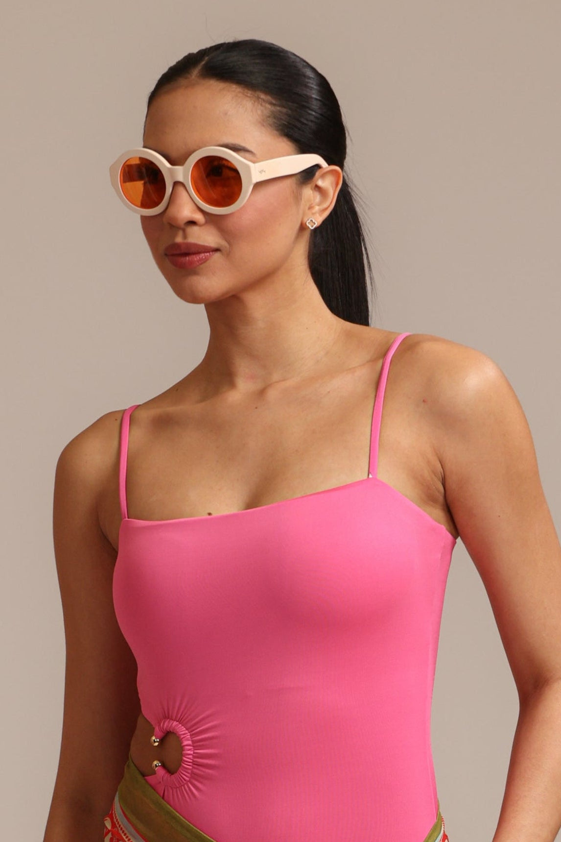 ELÓ Sunglasses